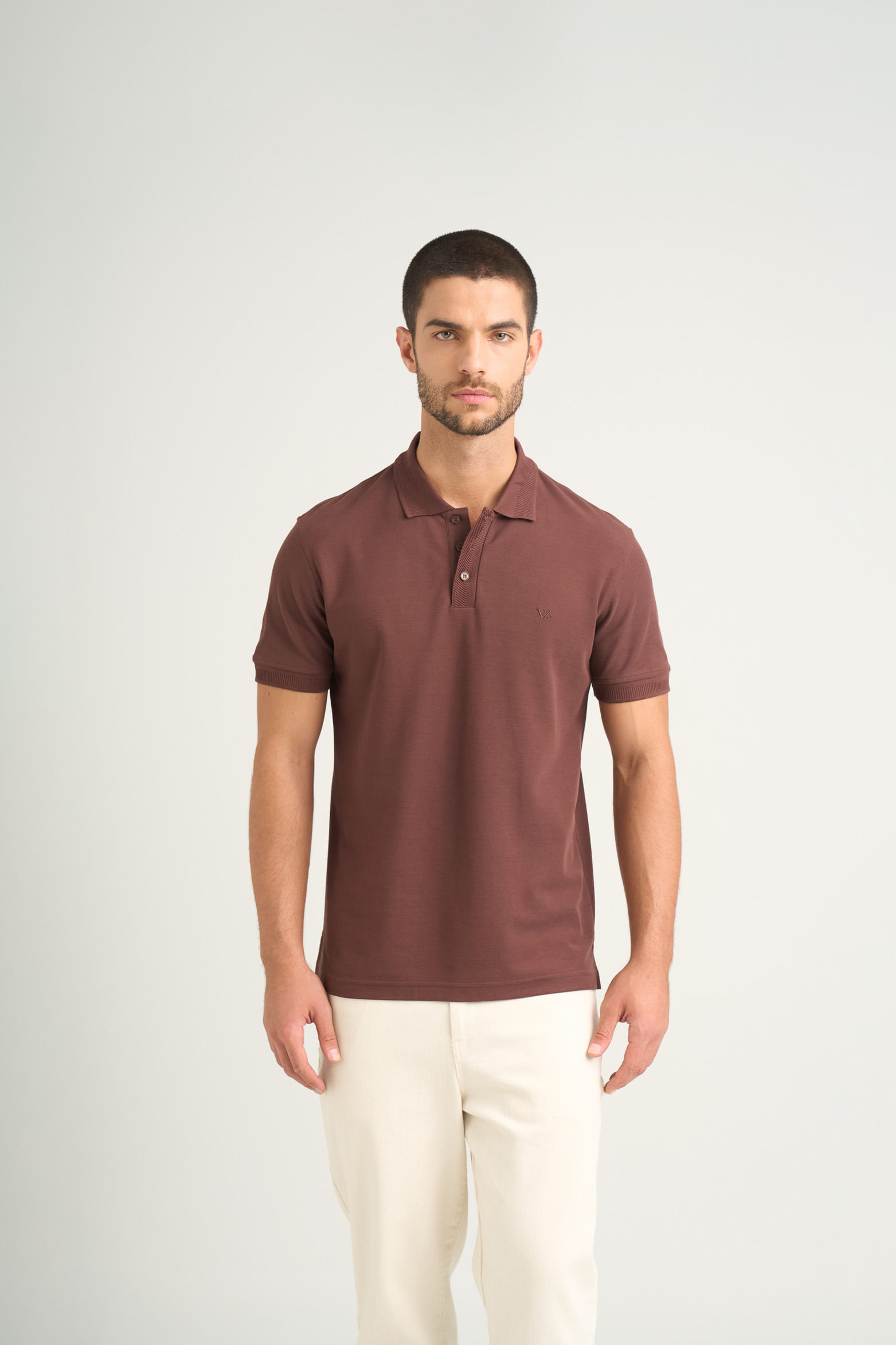 Semi-fit polo shirt for men with jacquard detail